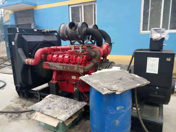 雨湖关于柴油发电机组水箱污垢的产生与清理