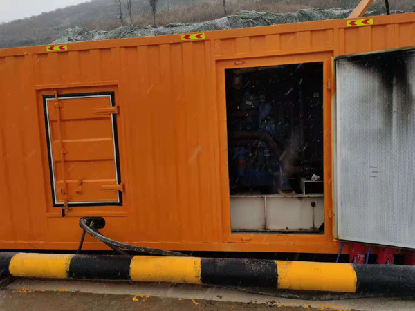 雨湖出租发电机-船用柴油发电机的工作原理是怎么样的？