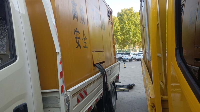 雨湖如何判断柴油发电机组和UPS电源的切换时间是否符合要求？